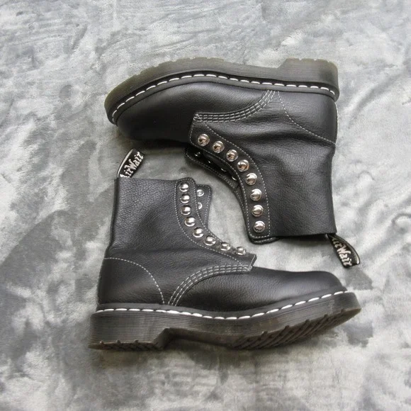 Dr Martens Combat Boot Ladies US 6 Black Leather 1460 Pascal Chunky 8 Eyelet NEW